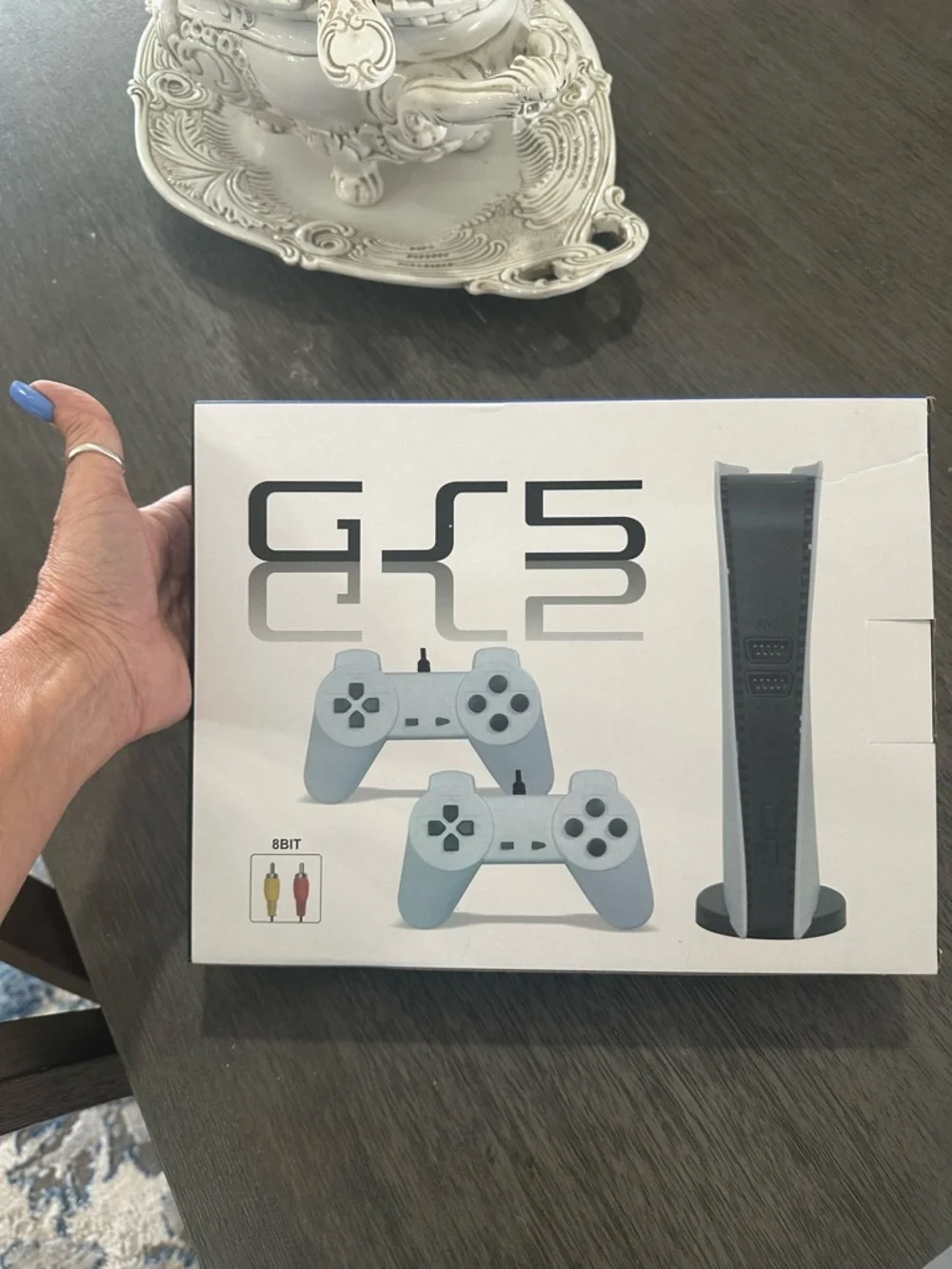GS5 Classic Console Bundle in White and Black